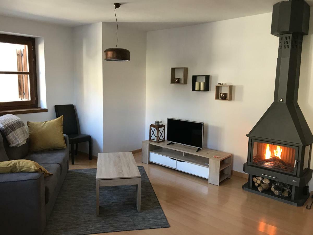 Apartamento En Бенаске Екстер'єр фото